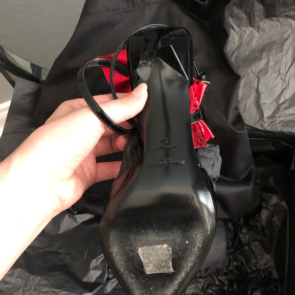 Saint Laurent Black patent heels - Picture 6 of 8